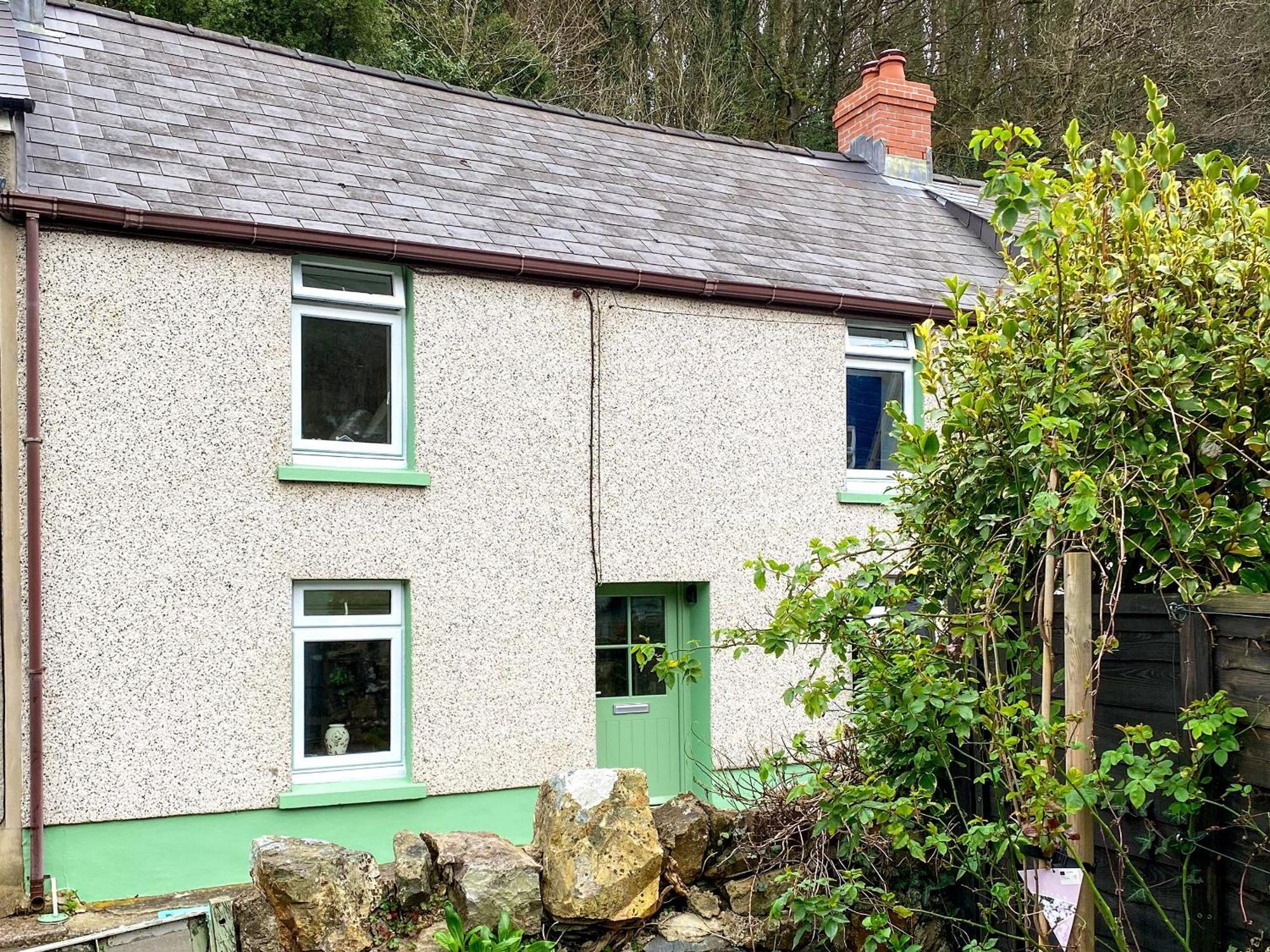 Snowdrop Cottage Fishguard Exterior photo